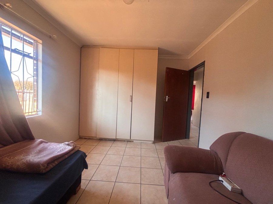 To Let 3 Bedroom Property for Rent in Bloemside Free State